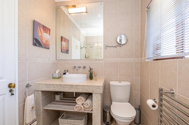 3 Bedroom Property for Sale in Constantia Western Cape